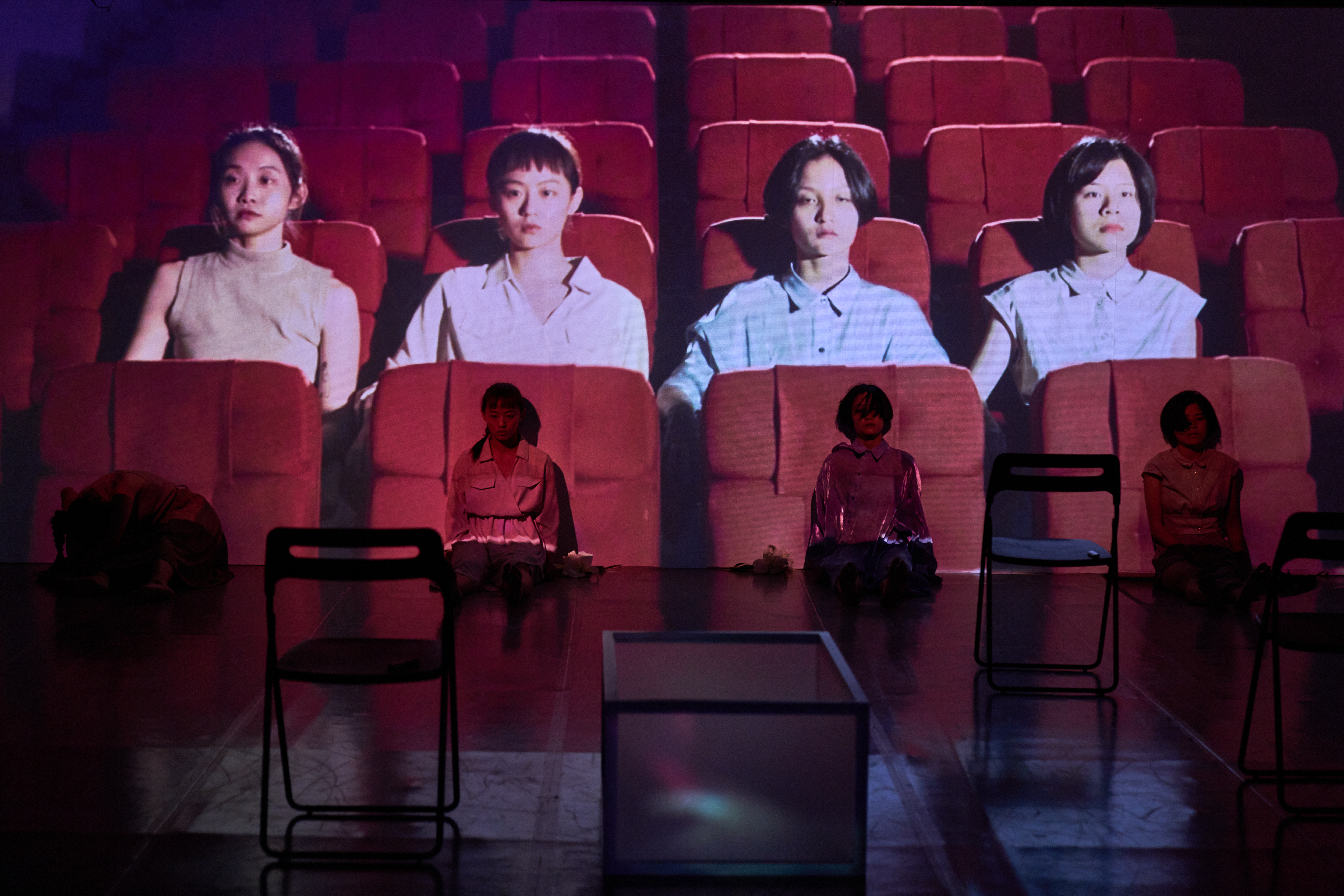 李秀芬_Shiou Fen LI_Bonn_編舞_choreography_當派對快結束的時候_The Party is About to End_3